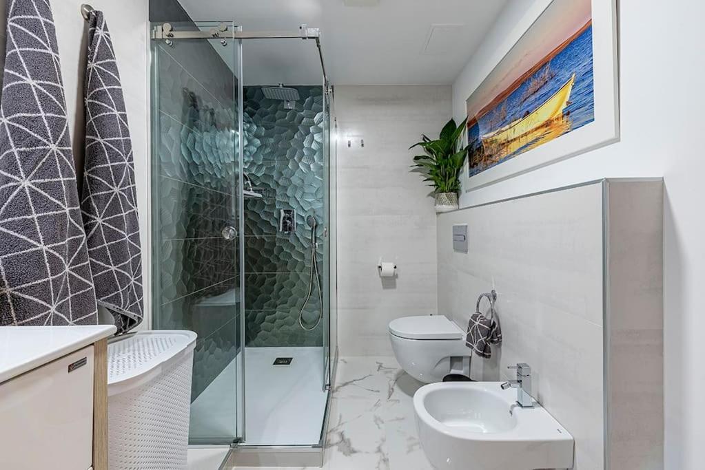 Luxury Casa Con Piscina, Wifi, 150M Dal Mare Apartamento Miami Playa Exterior foto