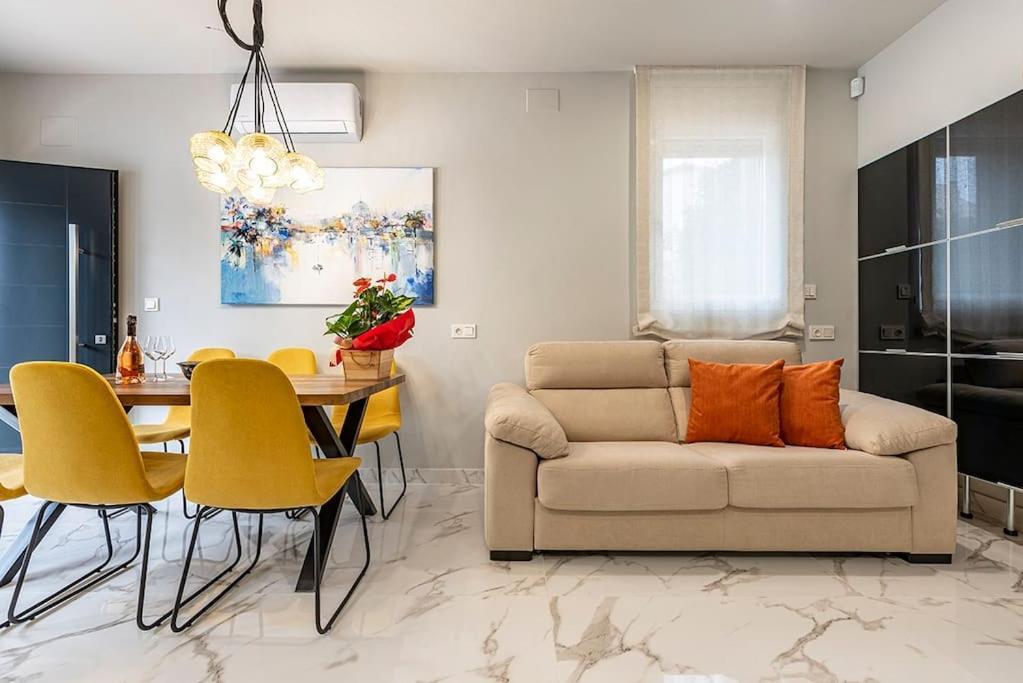 Luxury Casa Con Piscina, Wifi, 150M Dal Mare Apartamento Miami Playa Exterior foto