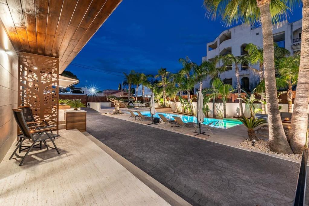 Luxury Casa Con Piscina, Wifi, 150M Dal Mare Apartamento Miami Playa Exterior foto