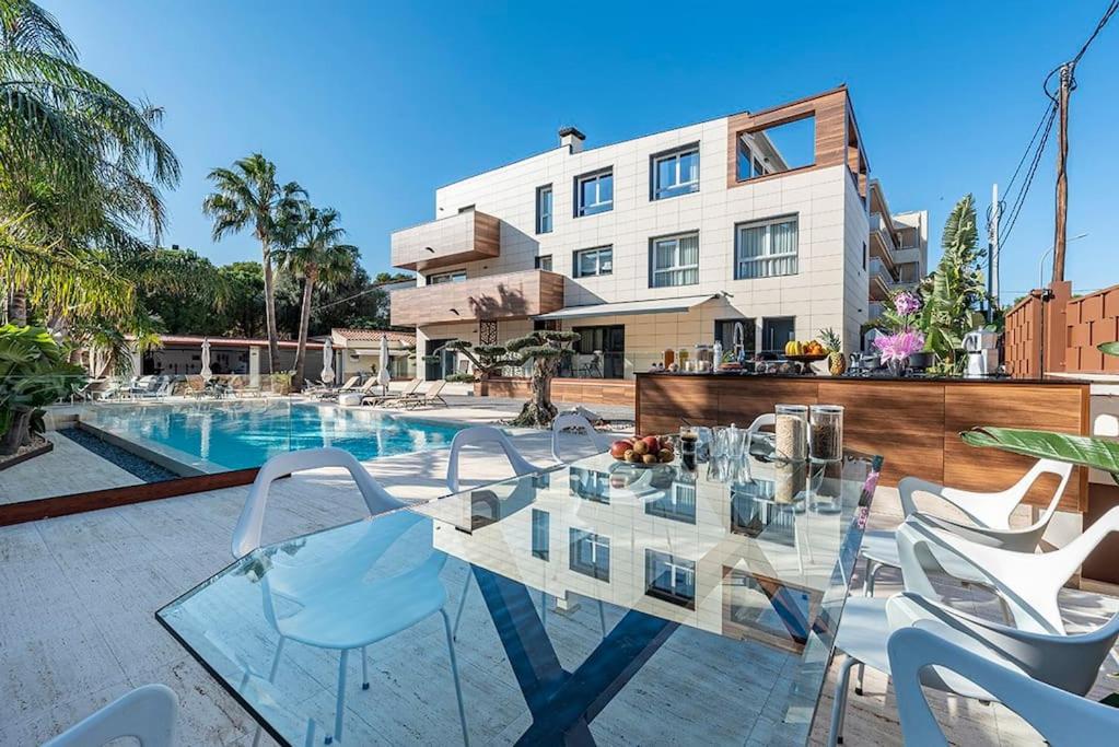 Luxury Casa Con Piscina, Wifi, 150M Dal Mare Apartamento Miami Playa Exterior foto